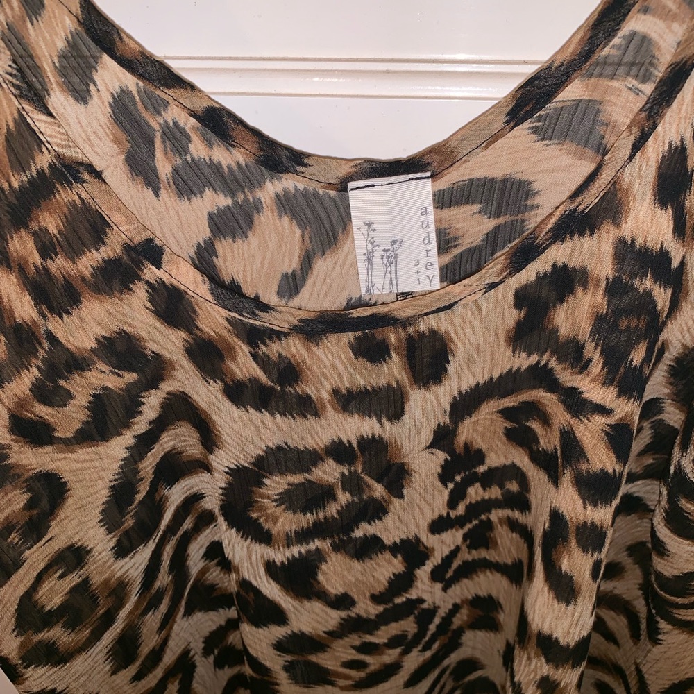 ANGL leopard top - Picture 2 of 4